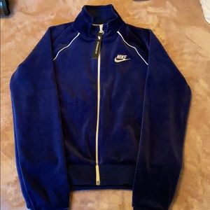 Women’s Nike zip up jacket